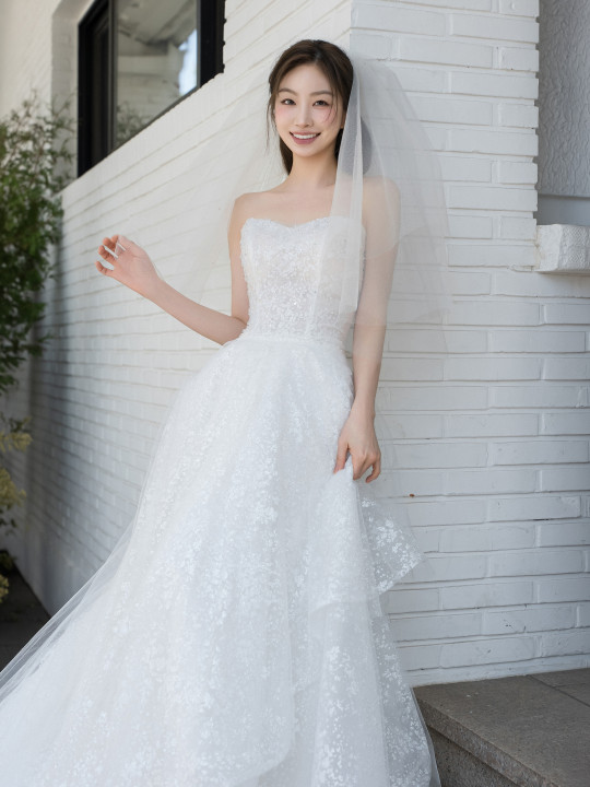 4d1403988e6eea4429fed810b8f805106f37bed3.jpg